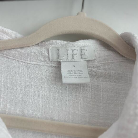 LIFE Women’s Summer Fruit Embroidered Novelty Cropped Button Down Top White S - Picture 5 of 6